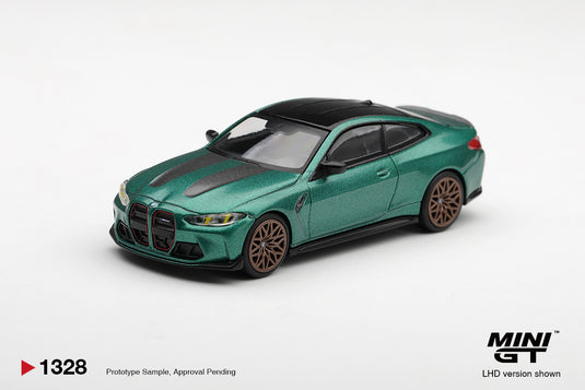 BMW M4 (G82) CS VERT MÉTALLISÉ FROZEN ISLE OF MAN 2024 MINI GT 1:64