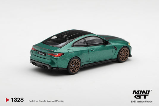 BMW M4 (G82) CS VERT MÉTALLISÉ FROZEN ISLE OF MAN 2024 MINI GT 1:64