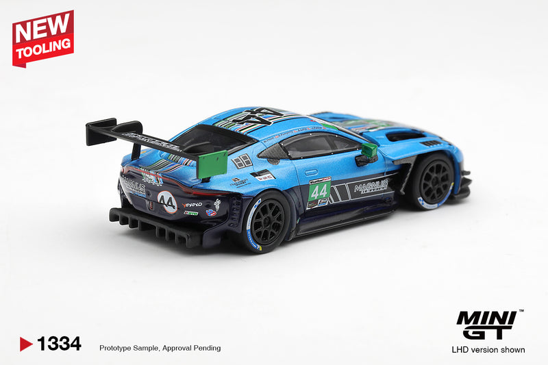 Laad de afbeelding in de Gallery-viewer, ASTON MARTIN VANTAGE GT3 EVO #44 MAGNUS RACING DAYTONA 24 HRS 2025 MINI GT 1:64
