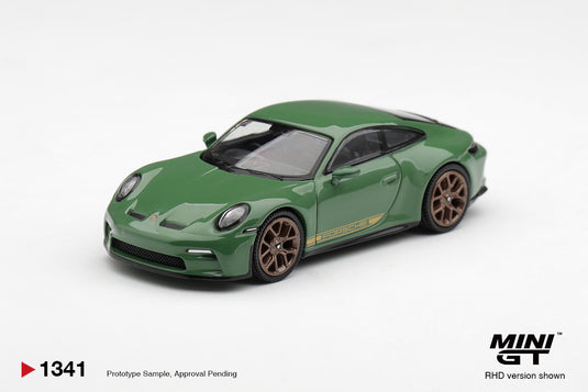 PORSCHE 911 (992) GT3 TOURING AURATIUM GROEN 2022 MINI GT 1:64