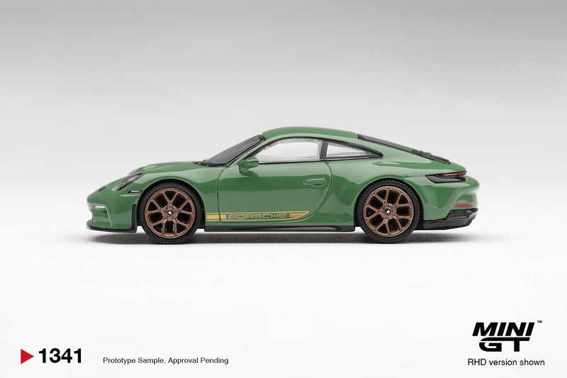 Laad de afbeelding in de Gallery-viewer, PORSCHE 911 (992) GT3 TOURING AURATIUM GROEN 2022 MINI GT 1:64
