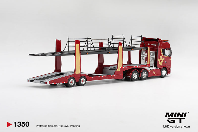Laad de afbeelding in de Gallery-viewer, SCANIA 770S A6X4NA AUTOTRANSPORTER V8 50-JARIG JUBILEUM + RODE AUTOTRANSPORTER
