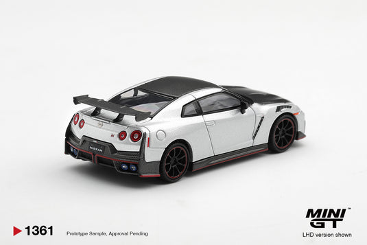 NISSAN GT-R R35 NISMO ARGENTÉ 2024 MINI GT 1:64