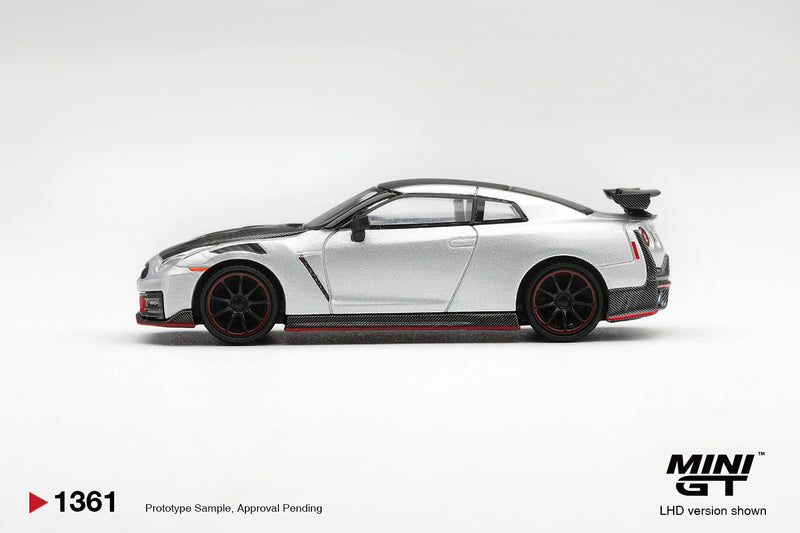 Chargez l'image dans la visionneuse de la galerie, NISSAN GT-R R35 NISMO ARGENTÉ 2024 MINI GT 1:64
