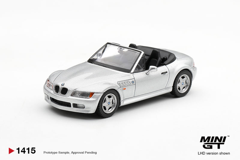 Load image into Gallery viewer, BMW Z3 2,8I TITANIUM SILVER 1997 MINI GT 1:64
