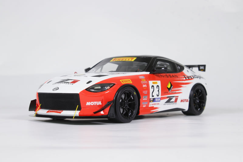 Laad de afbeelding in de Gallery-viewer, Nissan Z GT4 WIT #23 2023 OTTOmobile 1:18
