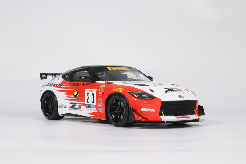 Laad de afbeelding in de Gallery-viewer, Nissan Z GT4 WIT #23 2023 OTTOmobile 1:18
