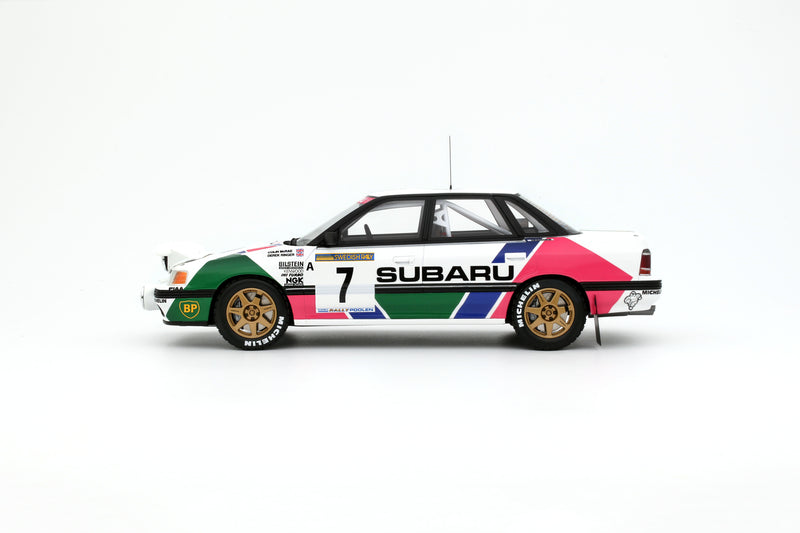 Laad de afbeelding in de Gallery-viewer, Subaru LEGACY RS GR.A C. MCRAE ZWEEDSE RALLY 1992 OTTOmobile 1:18
