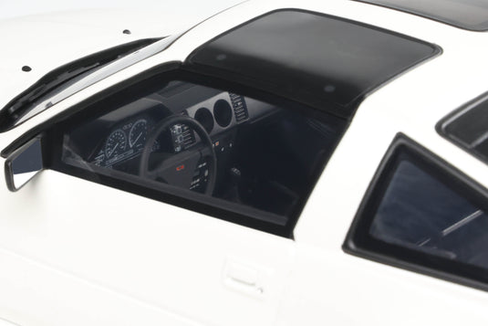 Nissan 300ZX TURBO (Z31) SHIRO EDITION PARELWIT 1988 OTTOmobile 1:18