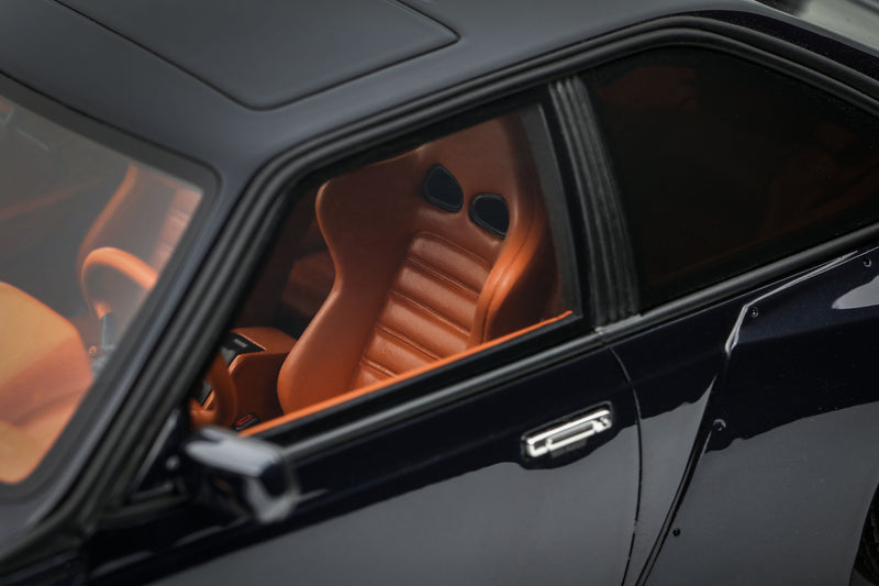 Load image into Gallery viewer, BMW 635 CSI (E24) WIDEBODY BY COUTNER DEEP BLUE METALLIC 2021 OTTOmobile 1:18
