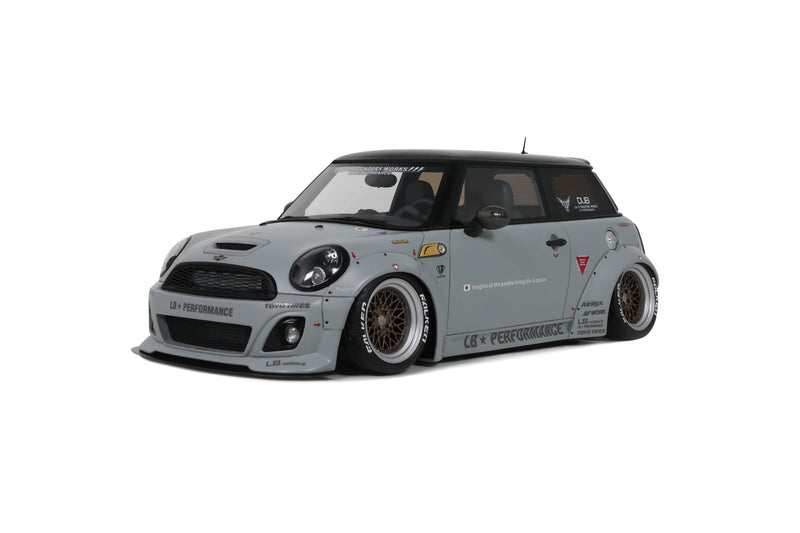 Laad de afbeelding in de Gallery-viewer, Mini Cooper R56 2015 LB-WORKS LB NATION GRIJS OTTOmobile 1:18
