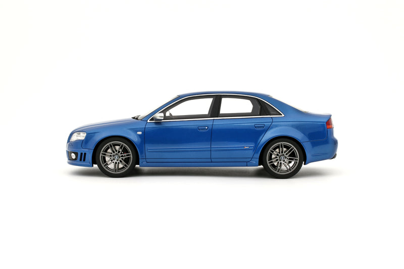 Load image into Gallery viewer, AUDI RS 4 B7 SEDAN SPRINT BLUE 2007 OTTOmobile 1:18
