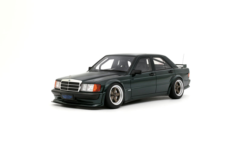 Laad de afbeelding in de Gallery-viewer, MERCEDES-BENZ RAUH-WELT REPUBLIK RWR 190E 2.5-16 PORSCHE RACING GROEN METALLIC 22G 2025 OTTOmobile 1:18
