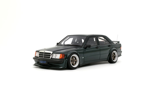 MERCEDES-BENZ RAUH-WELT REPUBLIK RWR 190E 2.5-16 PORSCHE RACING GROEN METALLIC 22G 2025 OTTOmobile 1:18