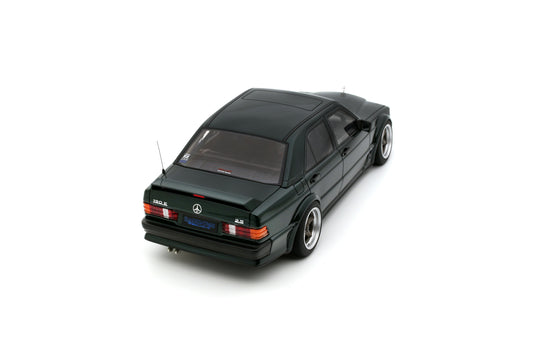MERCEDES-BENZ RAUH-WELT REPUBLIK RWR 190E 2.5-16 PORSCHE RACING GROEN METALLIC 22G 2025 OTTOmobile 1:18