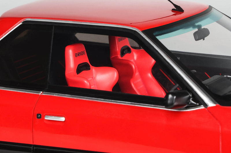Laad de afbeelding in de Gallery-viewer, NISSAN SKYLINE 2000 RS-X TURBO (DR 30 TURBO C) TUNING ROOD 1984 OTTOmobile 1:18
