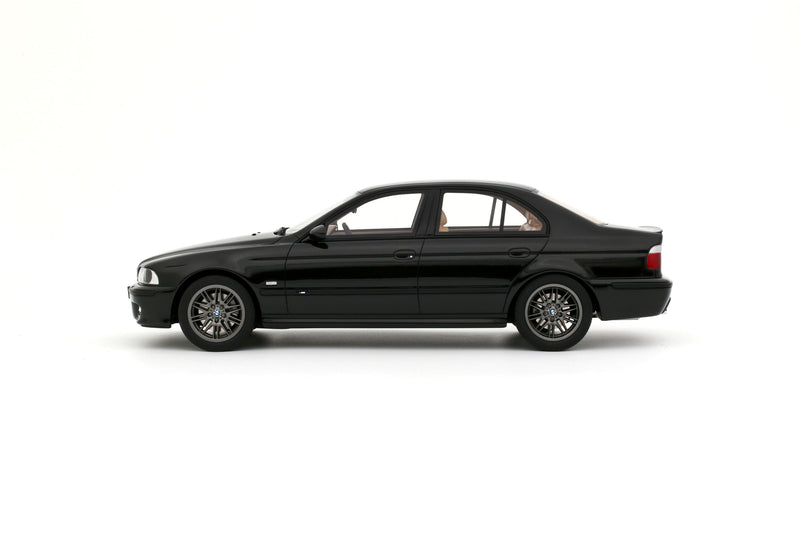 Load image into Gallery viewer, BMW E39 M5 2000 BLACK SAPHIRE METALLIC OTTOmobile 1:18
