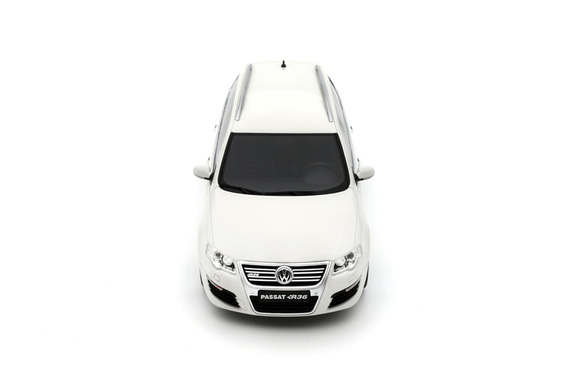 Load image into Gallery viewer, VOLKSWAGEN PASSAT (B6) R36 VARIANT CANDY WHITE 2008 OTTOmobile 1:18
