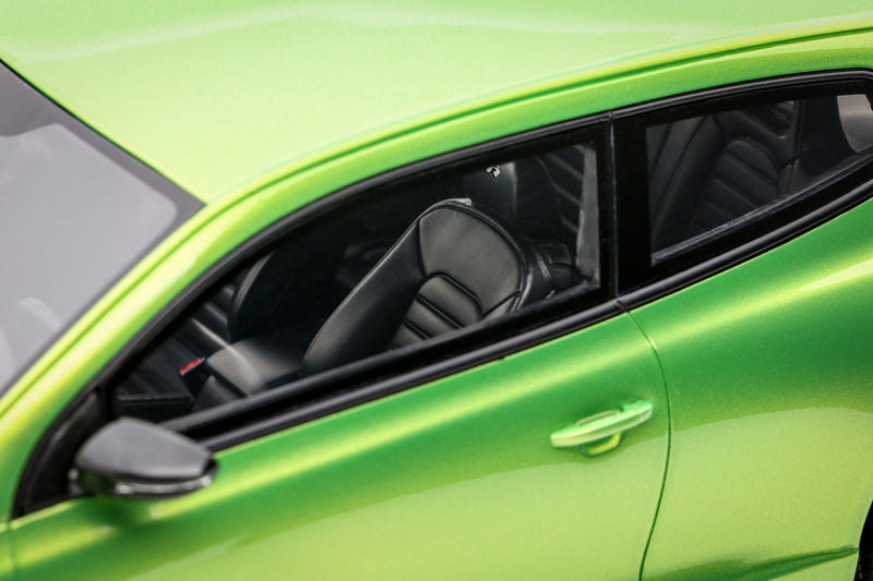 Laad de afbeelding in de Gallery-viewer, VOLKSWAGEN SCIROCCO 3 PH.1 R VIPER PARELGROEN 2008 OTTOmobile 1:18
