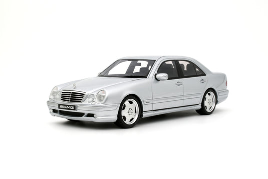 Mercedes-Benz E55 AMG W210 BRILLIANT SILVER 2001 OTTOmobile 1:18