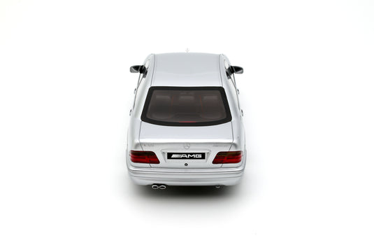 Mercedes-Benz E55 AMG W210 BRILLIANT SILVER 2001 OTTOmobile 1:18