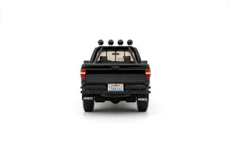 Load image into Gallery viewer, Toyota HILUX SR5 GLOSSY BLACK 1985 OTTOmobile 1:18
