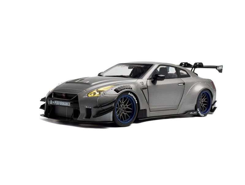 Chargez l'image dans la visionneuse de la galerie, NISSAN GT-R (R35) W/ LIBERTY WALK BODY KIT 2.0 ARGENTÉ 2023 SOLIDO 1:18
