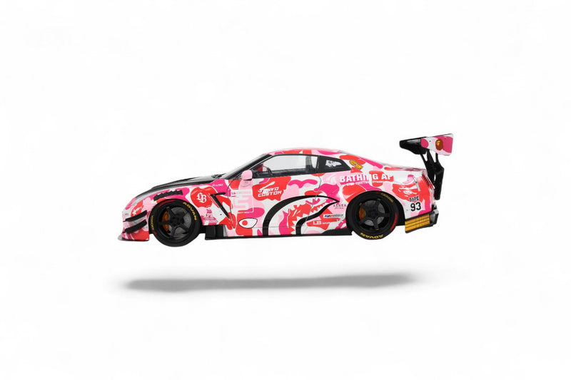 Load image into Gallery viewer, Nissan GT-R (R35) W/ LIBERTY WALK BODY KIT 2.0 PINK CAMO 2025 SOLIDO 1:18
