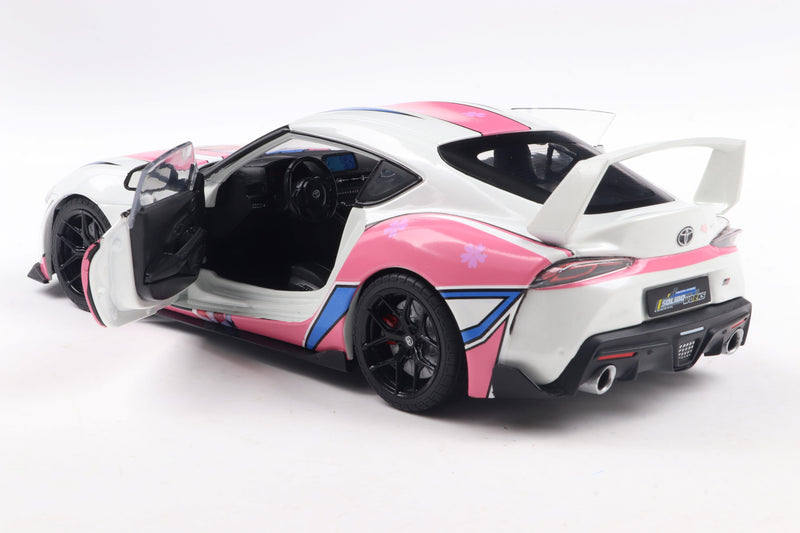 Laad de afbeelding in de Gallery-viewer, Toyota GR SUPRA SOLIDO WORKS ITASHA WIT 2024 SOLIDO 1:18
