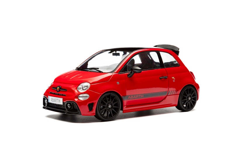Laad de afbeelding in de Gallery-viewer, FIAT F595 ABARTH SOLIDO WORKS ROOD 2023 SOLIDO 1:18
