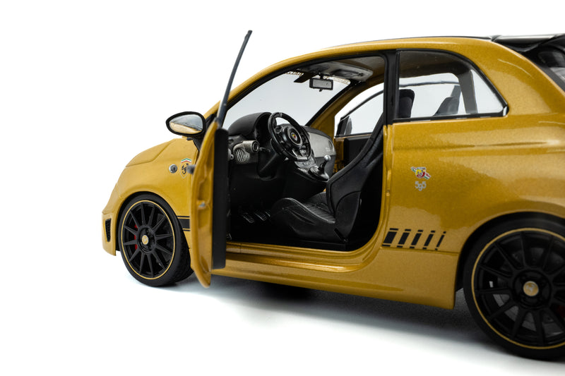Laad de afbeelding in de Gallery-viewer, Fiat F595 ABARTH SOLIDO WORKS GEEL 2024 SOLIDO 1:18
