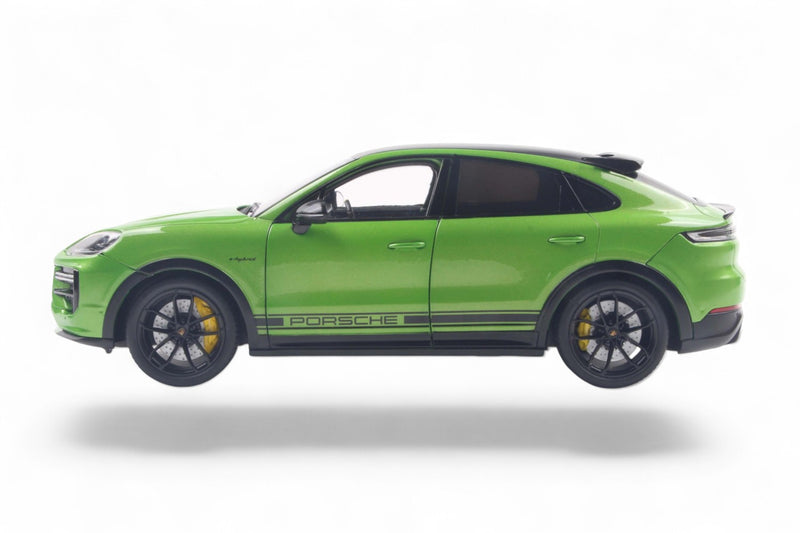 Load image into Gallery viewer, PORSCHE CAYENNE TURBO GT COUPE 2024 GREEN SOLIDO 1:18
