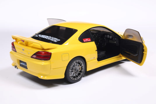 Nissan SILVIA S15 SPEC-R AERO LIGHTNING YELLOW 1999 SOLIDO 1:18