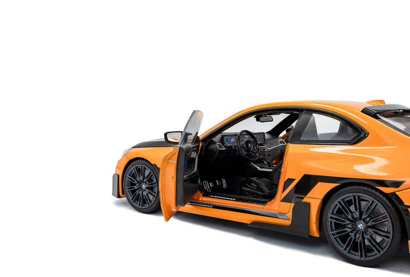 Laad de afbeelding in de Gallery-viewer, BMW M2 PERFORMANCE PARTS SOLIDO WORKS ORANJE 2024 SOLIDO 1:18
