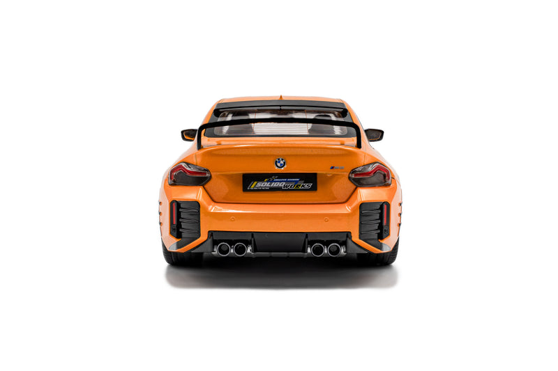 Laad de afbeelding in de Gallery-viewer, BMW M2 PERFORMANCE PARTS SOLIDO WORKS ORANJE 2024 SOLIDO 1:18
