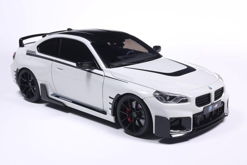 Chargez l&#39;image dans la visionneuse de la galerie, Bmw M2 PERFORMANCE PARTS BLANC 2025 SOLIDO 1:18
