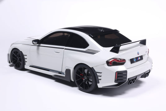 Bmw M2 PERFORMANCE PARTS BLANC 2025 SOLIDO 1:18