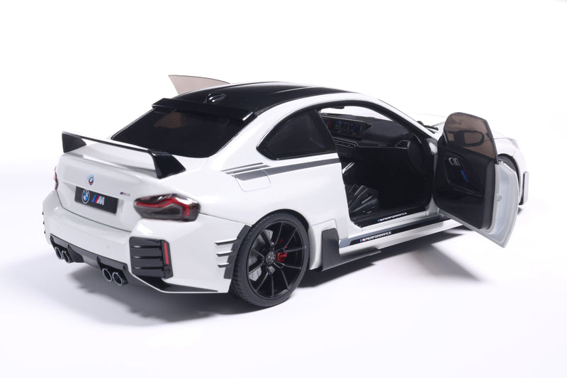 Chargez l&#39;image dans la visionneuse de la galerie, Bmw M2 PERFORMANCE PARTS BLANC 2025 SOLIDO 1:18
