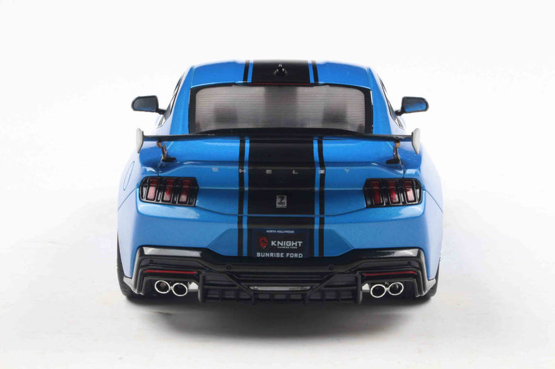Load image into Gallery viewer, Ford SHELBY MUSTANG SUPER SNAKE GRABBER BLUE METALLIC 2025 SOLIDO 1:18
