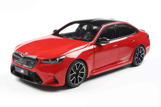 Bmw M5 ROOD 2025 SOLIDO 1:18