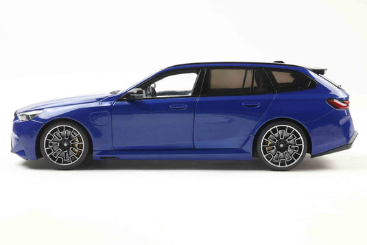 Bmw M5 TOURING BLEU MARINA BAY MÉTALLISÉ 2024 SOLIDO 1:18