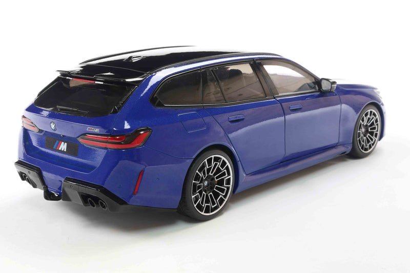 Chargez l&#39;image dans la visionneuse de la galerie, Bmw M5 TOURING BLEU MARINA BAY MÉTALLISÉ 2024 SOLIDO 1:18
