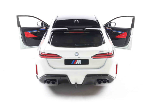 Bmw M5 TOURING BLANC ALPINE 2025 SOLIDO 1:18