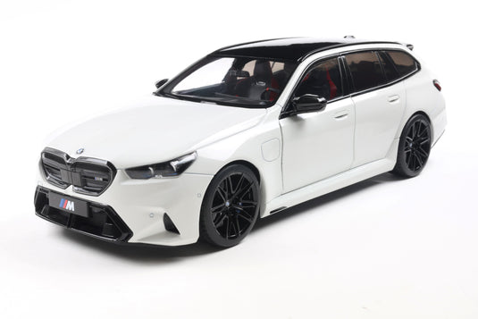 Bmw M5 TOURING BLANC ALPINE 2025 SOLIDO 1:18
