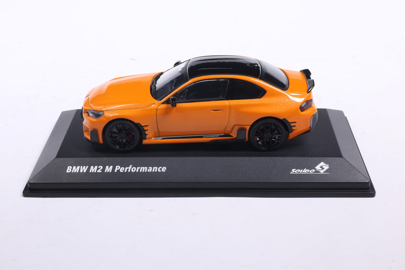 Laad de afbeelding in de Gallery-viewer, BMW M2 M PERFORMANCE PAPAYA ORANJE 2024 SOLIDO 1:43
