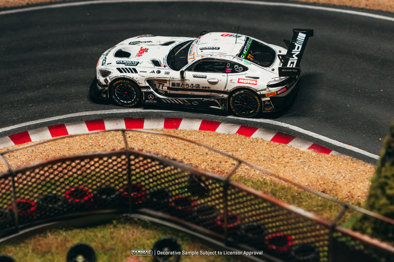 Load image into Gallery viewer, MERCEDES-BENZ AMG GT GT3 #77 RALF ARON CRAFT-BAMBOO RACING BATHURST 12H 2026 TARMAC WORKS 1:43
