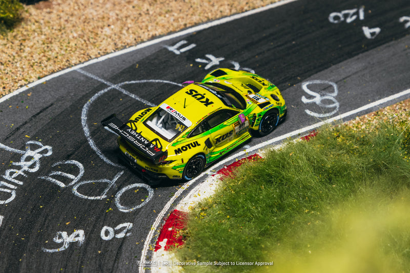 Laad de afbeelding in de Gallery-viewer, PORSCHE 911 (992) GT3 R #911 LAURENS VANTHOOR NURBURGRING 24H 2024 TARMAC WORKS 1:64
