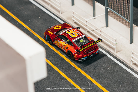 PORSCHE 991 (992) GT3 CUP BRETT BOULTON PORSCHE CARRERA CUP AUSTRALIA 2025 TARMAC WORKS 1:64