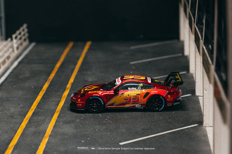 Chargez l'image dans la visionneuse de la galerie, PORSCHE 991 (992) GT3 CUP BRETT BOULTON PORSCHE CARRERA CUP AUSTRALIA 2025 TARMAC WORKS 1:64

