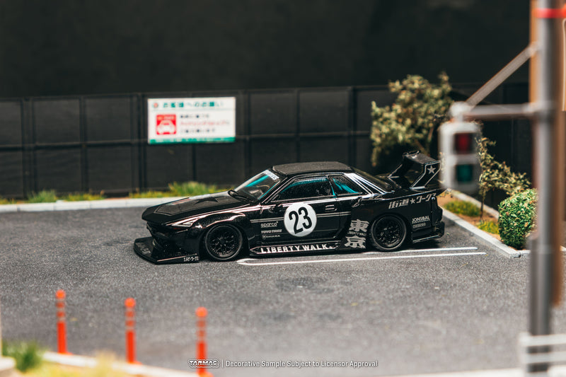 Load image into Gallery viewer, NISSAN SKYLINE (R32) LB - KAIDO WORKS BLACK 2025 TARMAC WORKS 1:64
